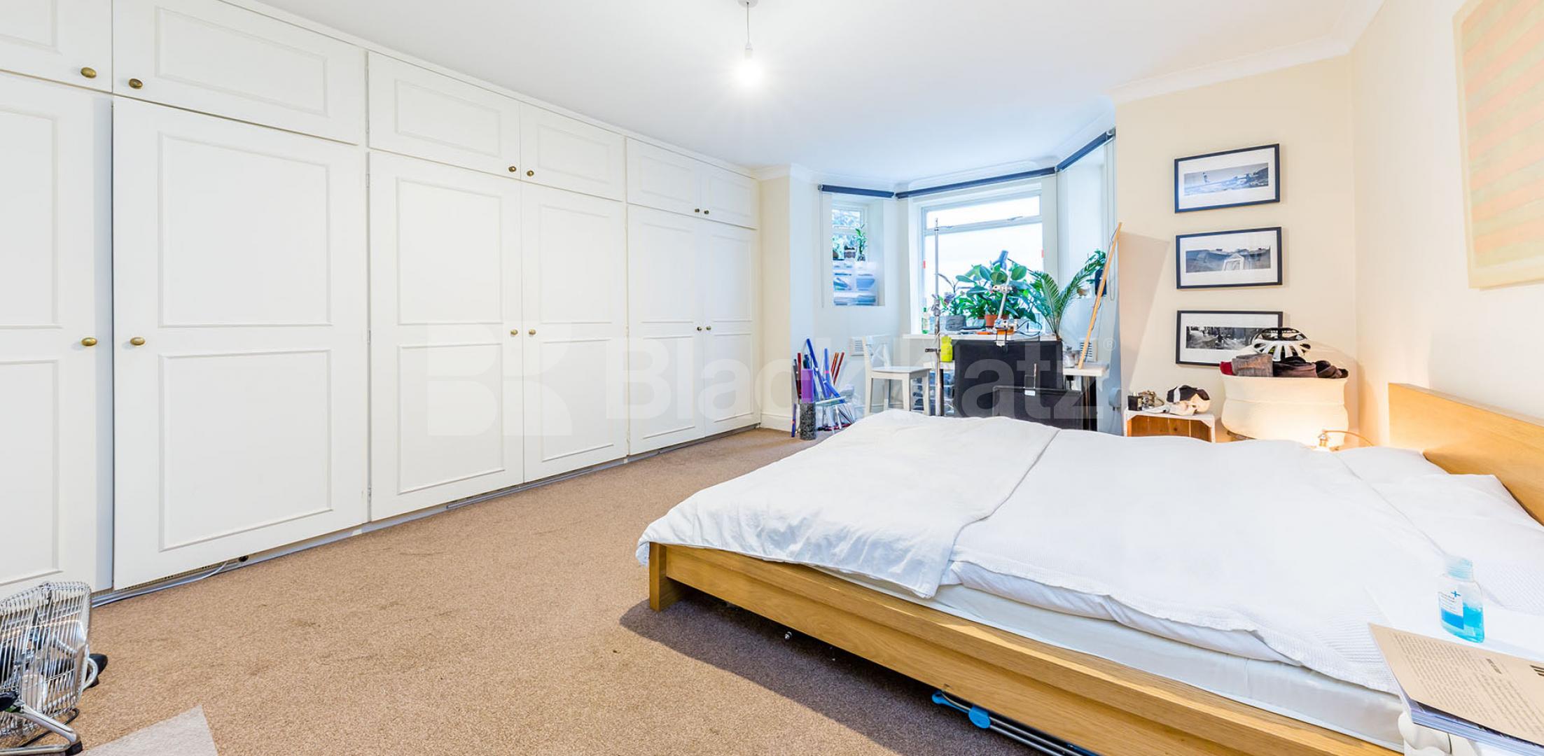 			GARDEN FLAT!, 2 Bedroom, 1 bath, 1 reception Flat			 Hillmarton Road, CALEDONIAN ROAD 